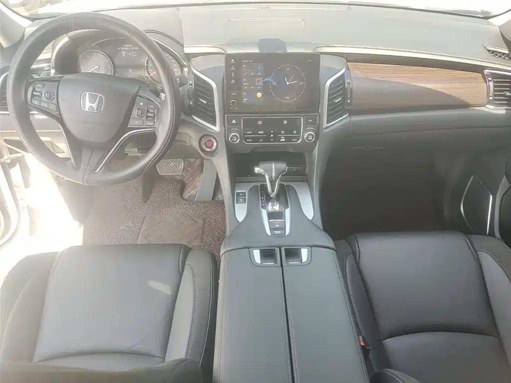 Honda Avancier 2017 — фото 10