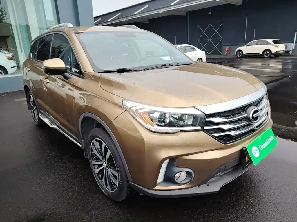 GAC Trumpchi GS4 2017 — фото 4