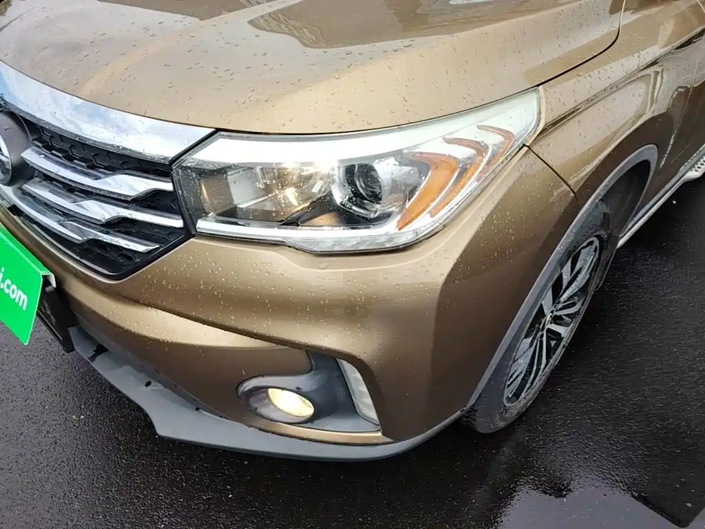 GAC Trumpchi GS4 2017 — фото 24