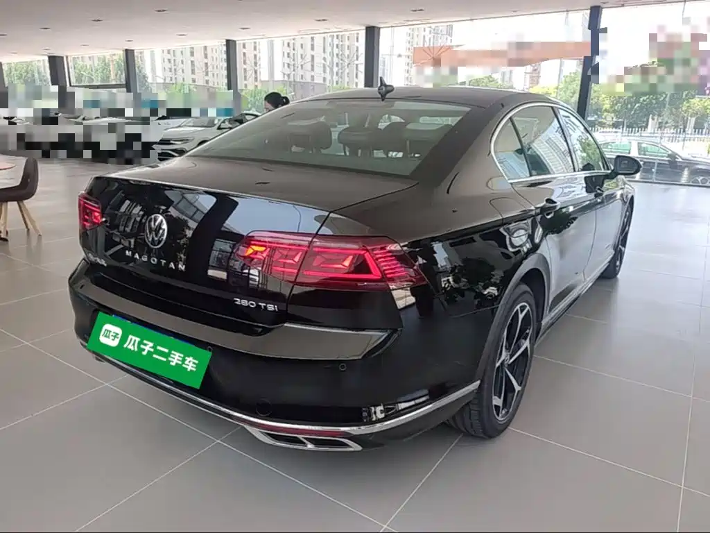Volkswagen Magotan 2025