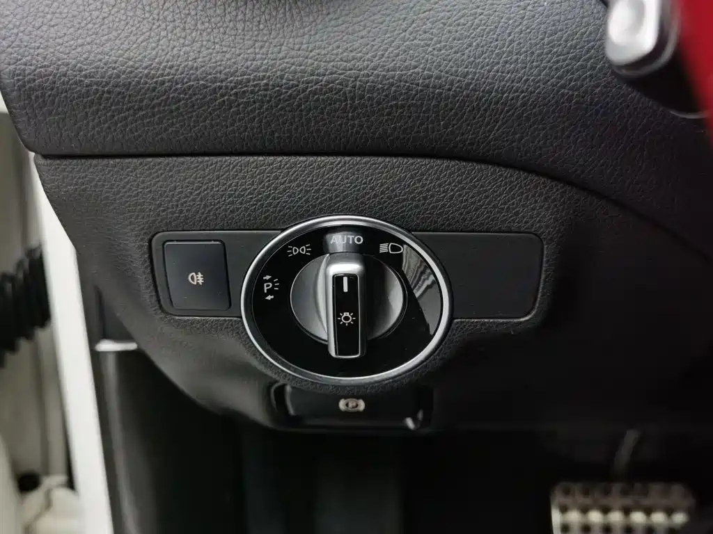 Mercedes-Benz Mercedes CLA AMG 2015 — фото 21