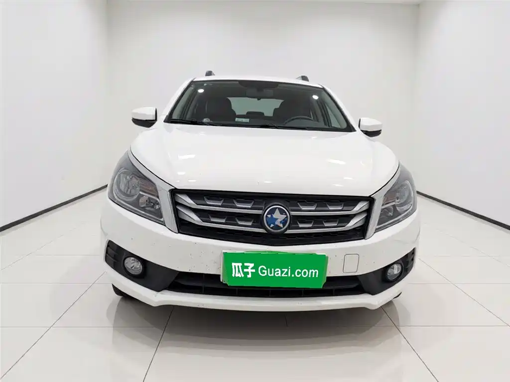 Venucia T70 2017