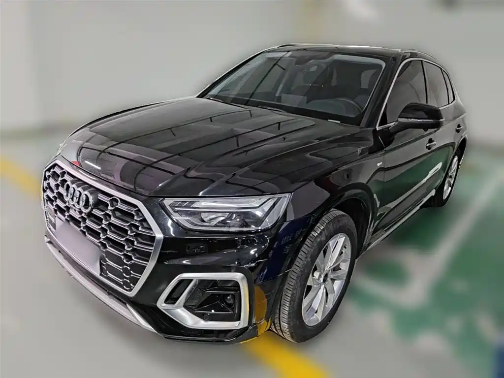 Audi Q5L 2021 — фото 1
