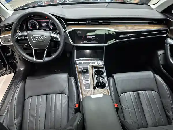 Audi A6L 2023
