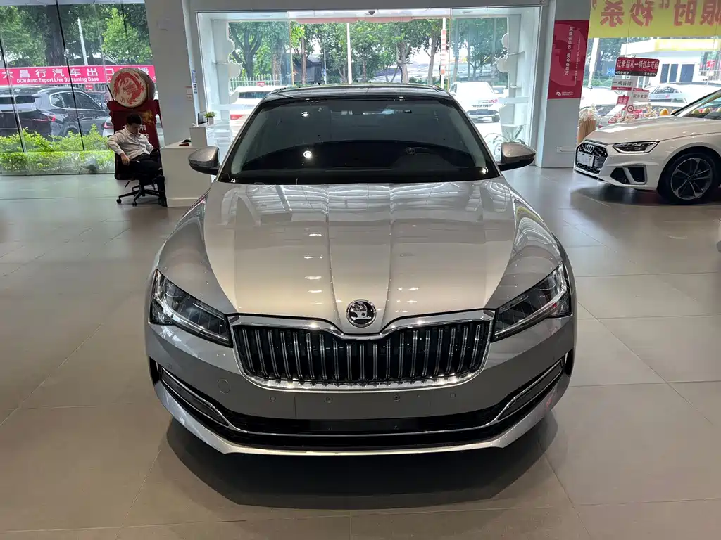 Skoda Superb 2023