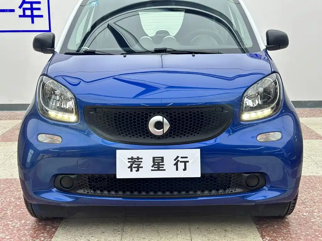 smart fortwo 2018 — фото 27