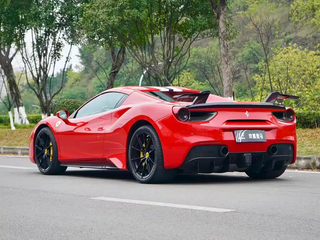 Ferrari 488 2017 — фото 5
