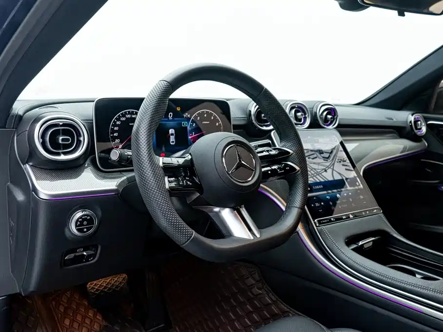 Mercedes-Benz C-Class 2024 — фото 20