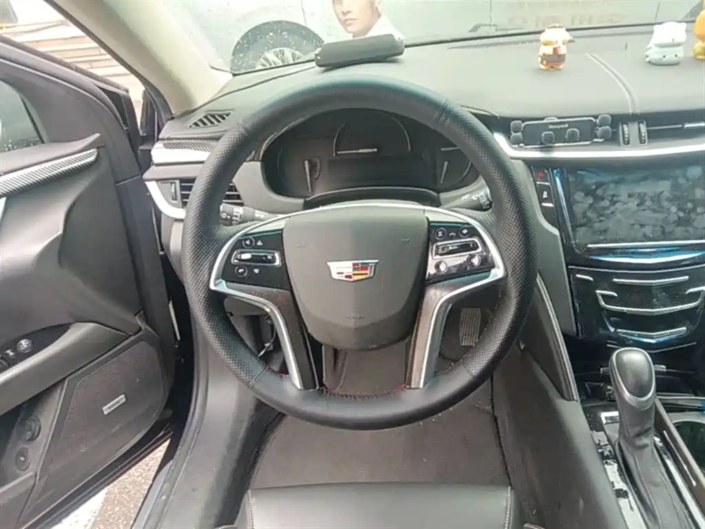 Cadillac XTS 2019 — фото 17