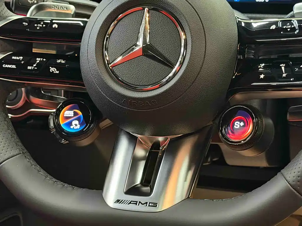 Mercedes-Benz A-Class AMG 2025 — фото 13