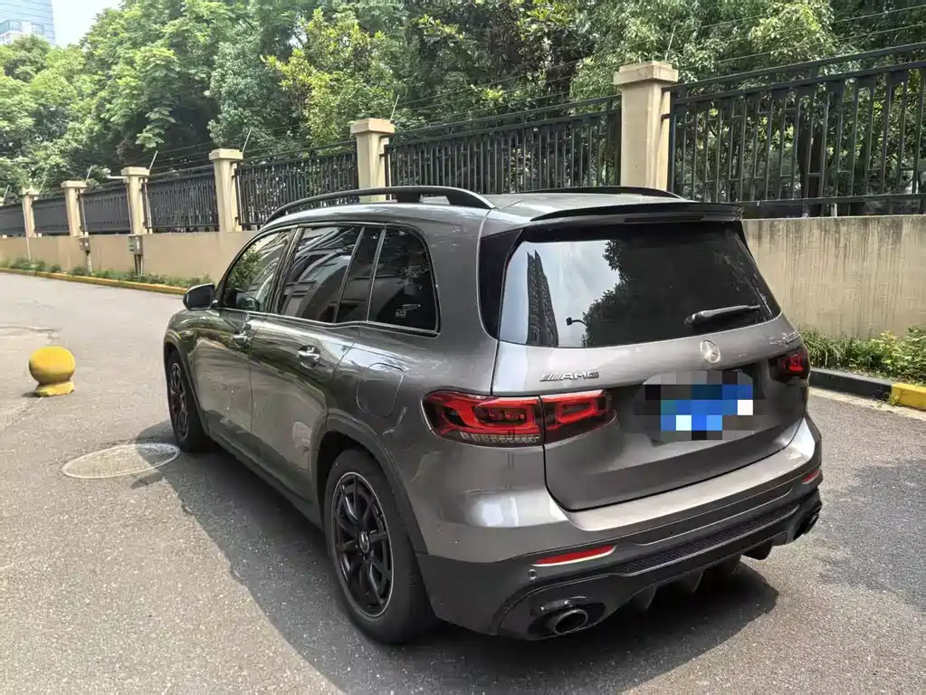 Mercedes-Benz GLB AMG 2023 — фото 2