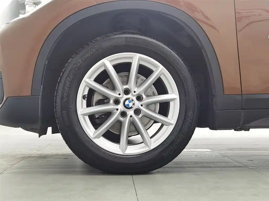 BMW X1 2017 — фото 17