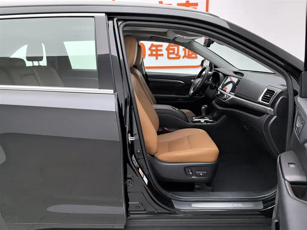 Toyota Highlander 2021 — фото 23