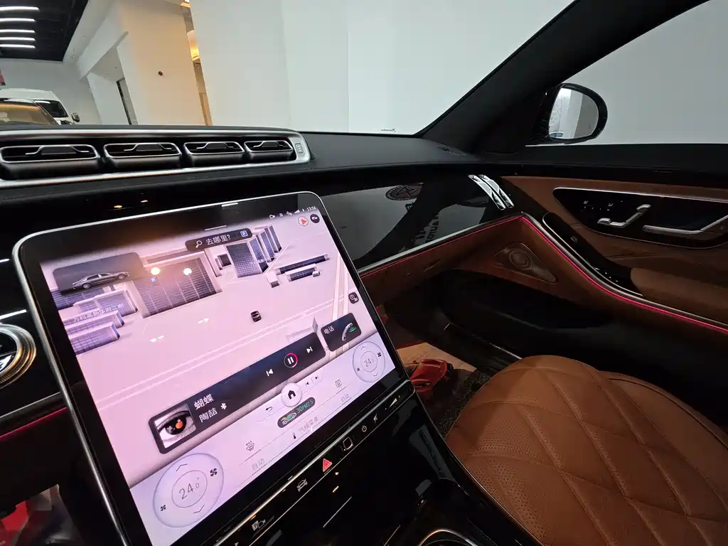 Mercedes-Benz Maybach S-Class 2021 — фото 16