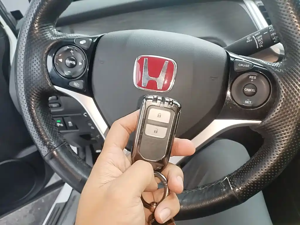 Honda Jade 2015 — фото 9