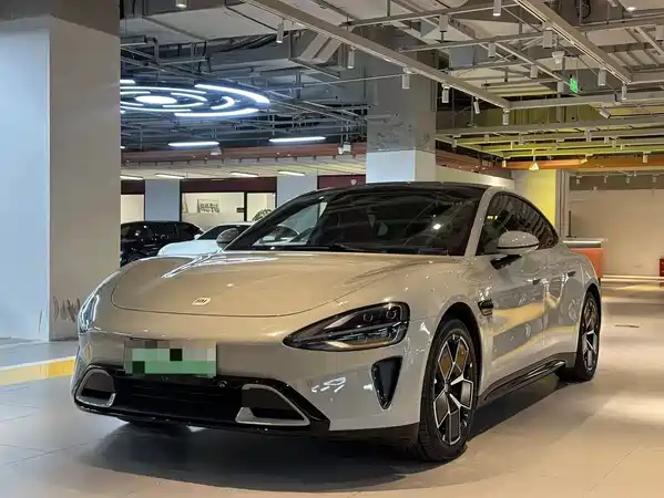 Xiaomi SU7 2025