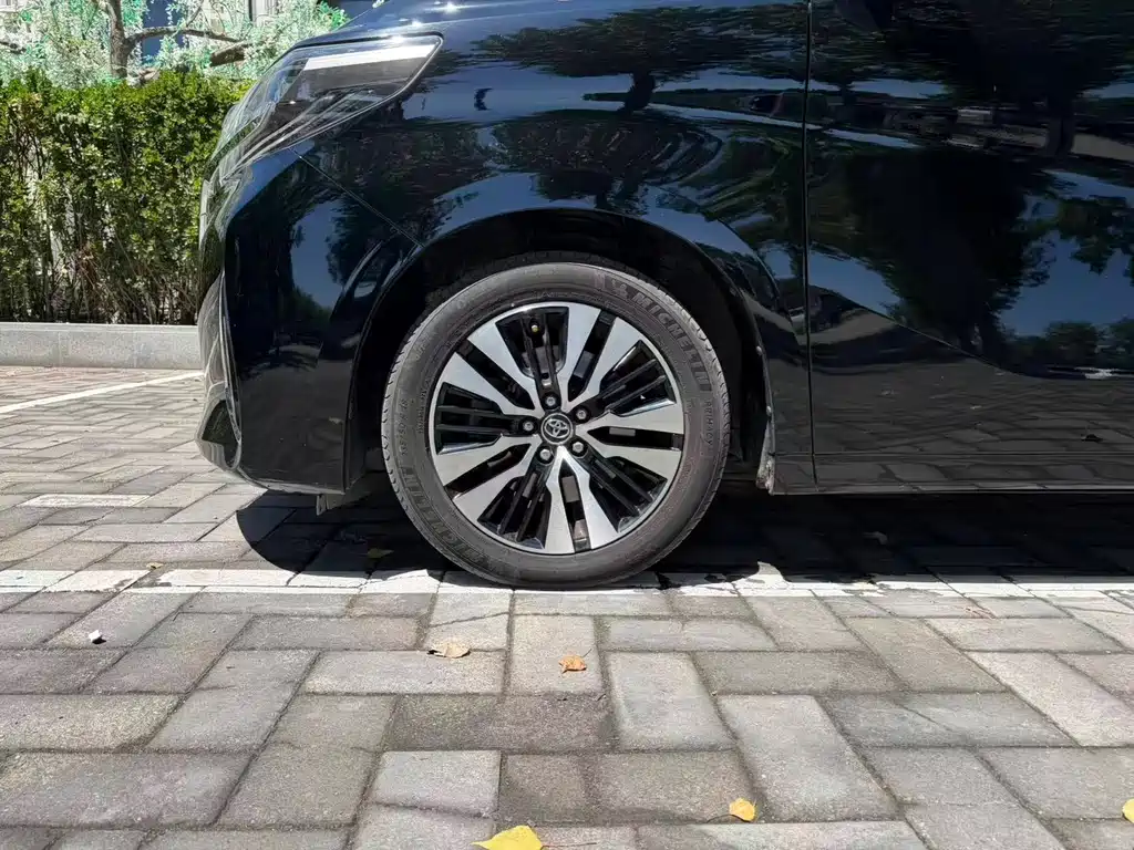 Toyota Alphard 2018 — фото 4