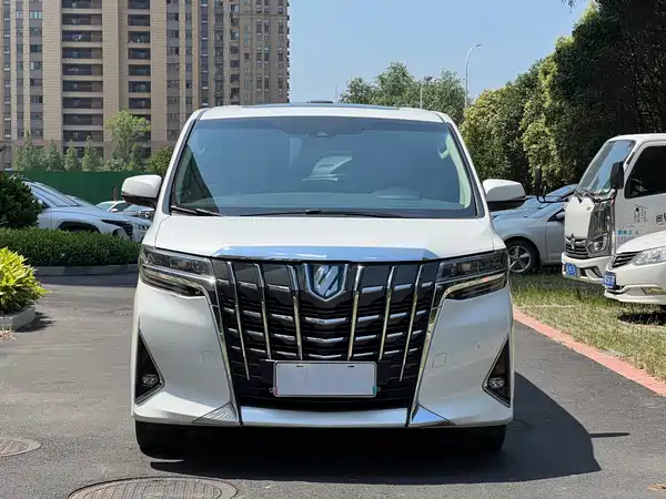 Toyota Alphard 2021