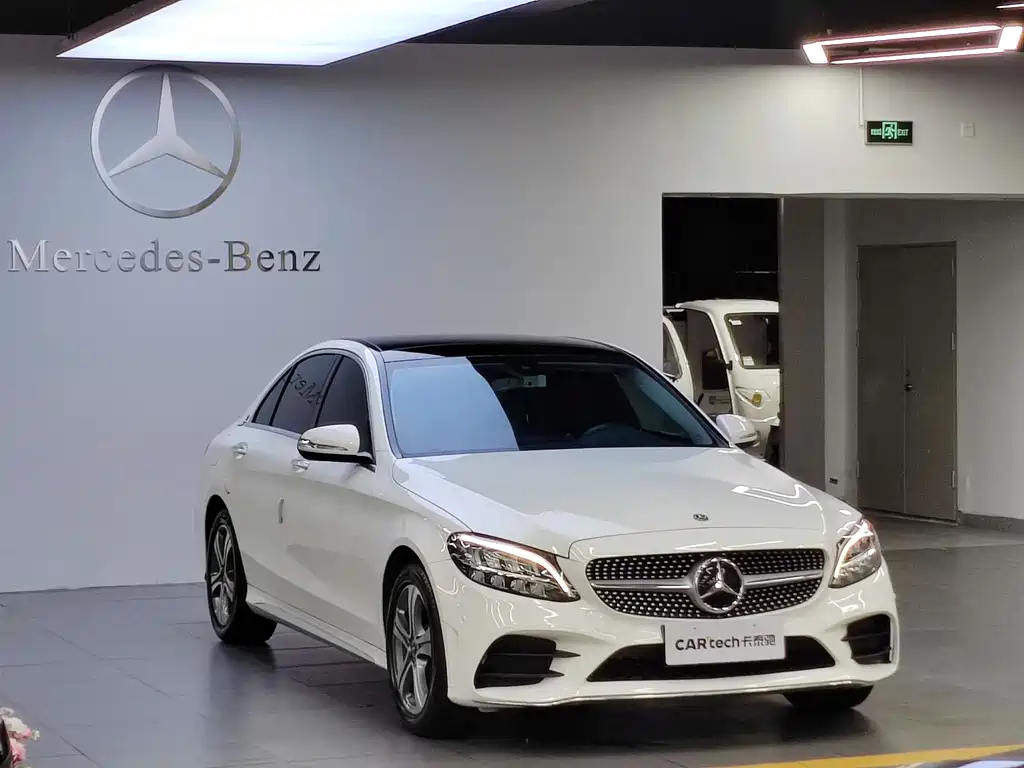 Mercedes-Benz C-Class 2020 — фото 2