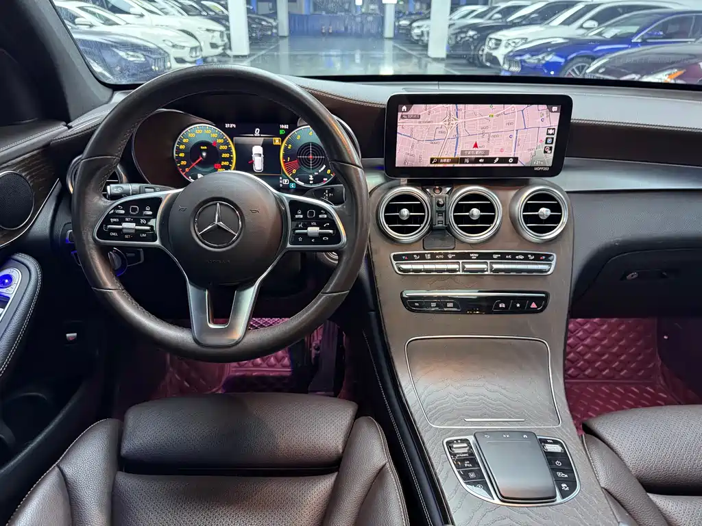 Mercedes-Benz GLC 2022 — фото 12