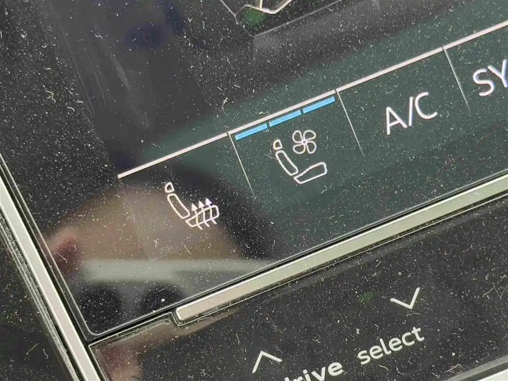 Audi Q7 2023 — фото 15
