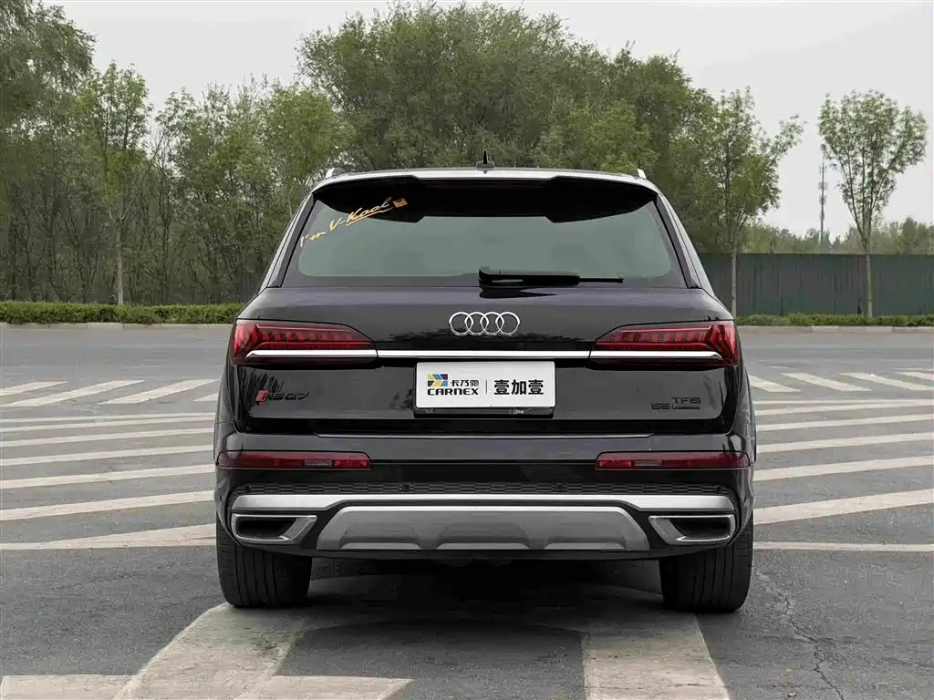 Audi Q7 2023 — фото 17