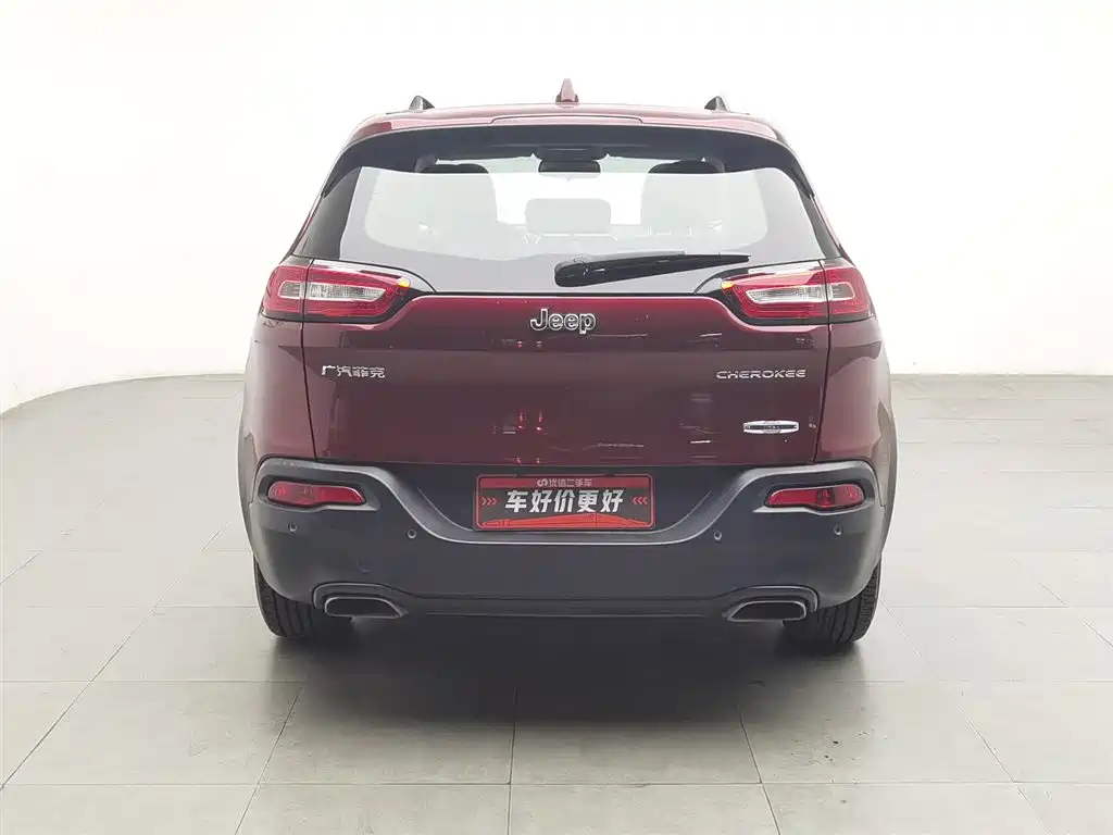 Jeep Cherokee 2015 — фото 4