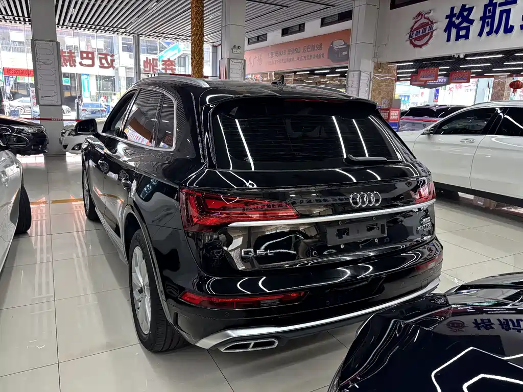 Audi Q5L 2022 — фото 9