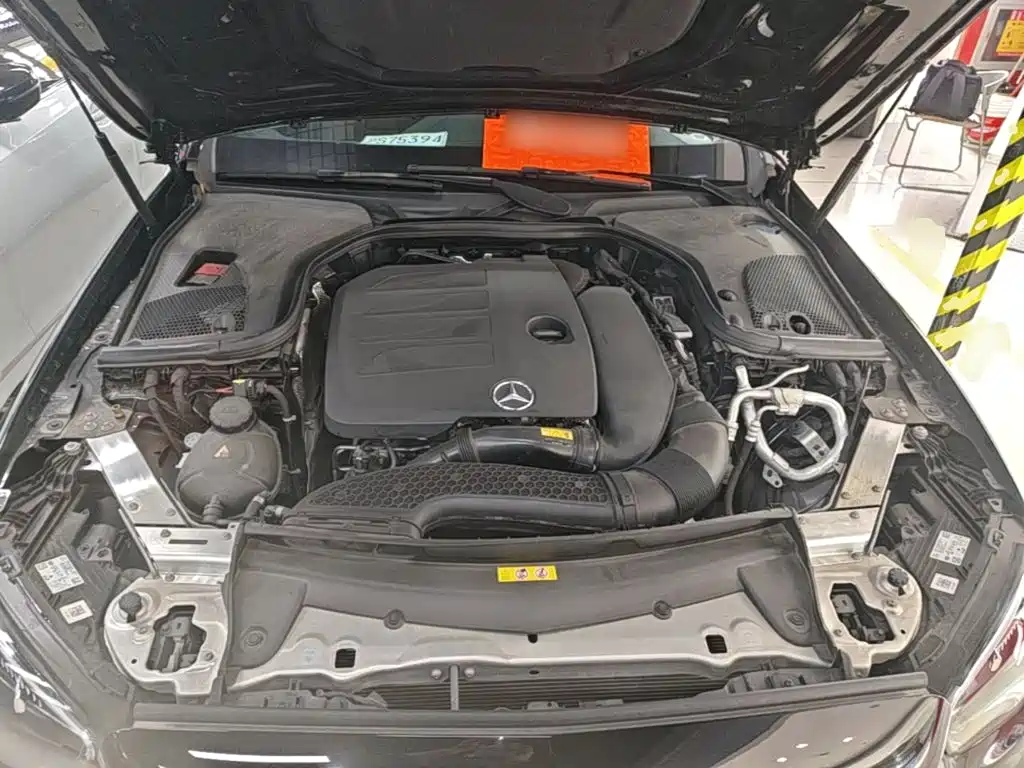 Mercedes-Benz E-Class 2024 — фото 20