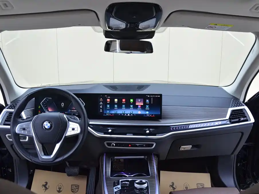 BMW X7 2025 — фото 14
