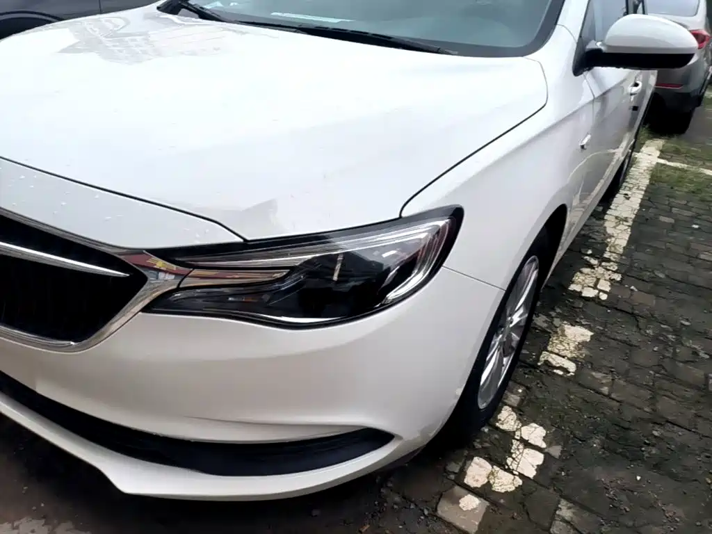 Buick Excelle 2019 — фото 24