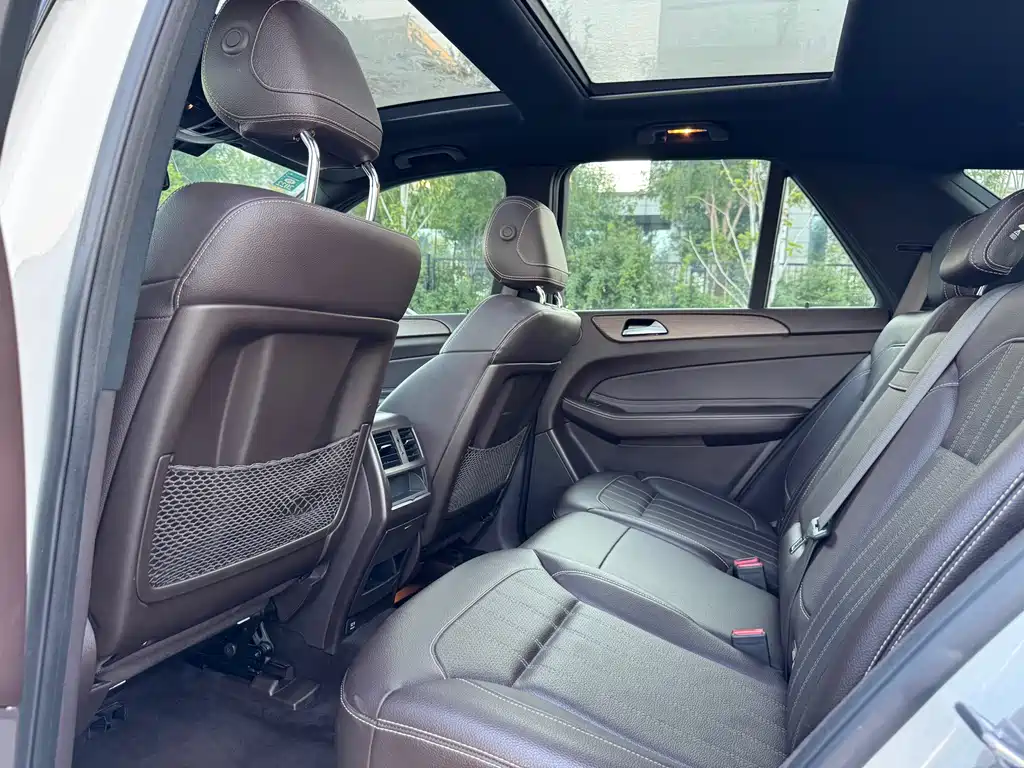 Mercedes-Benz GLE 2018 — фото 11