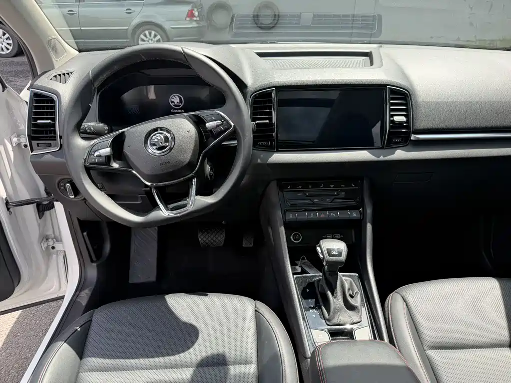 Skoda Karoq 2022 — фото 12