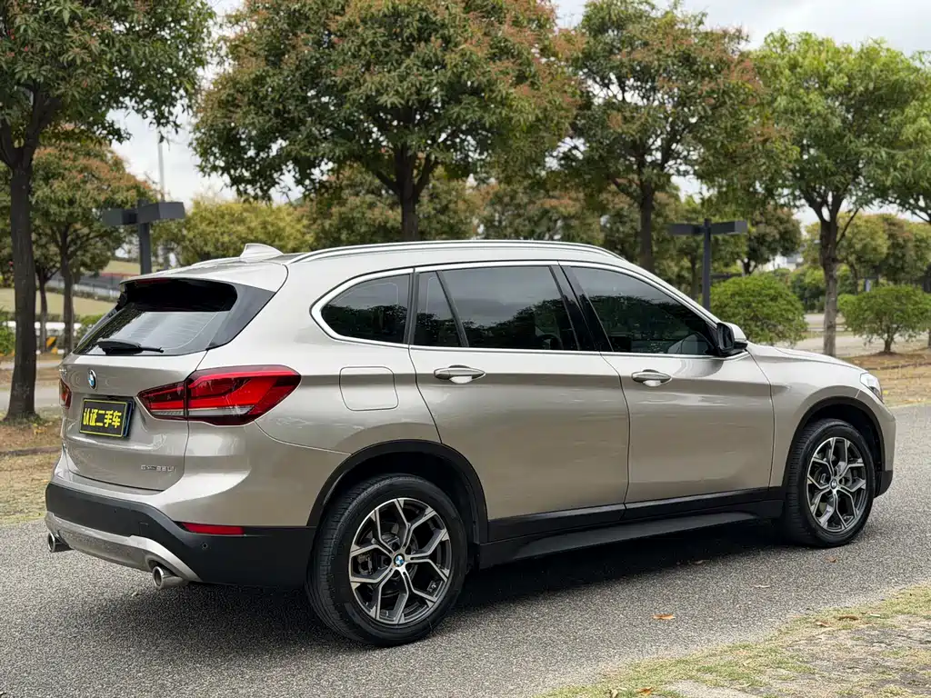 BMW X1 2021 — фото 21