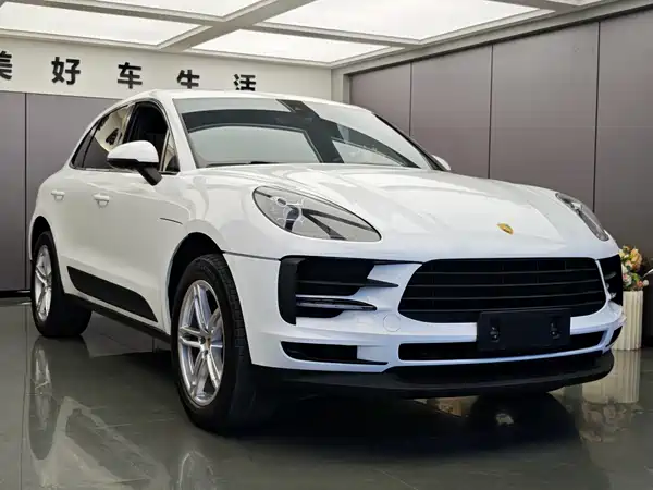 Porsche Macan 2020