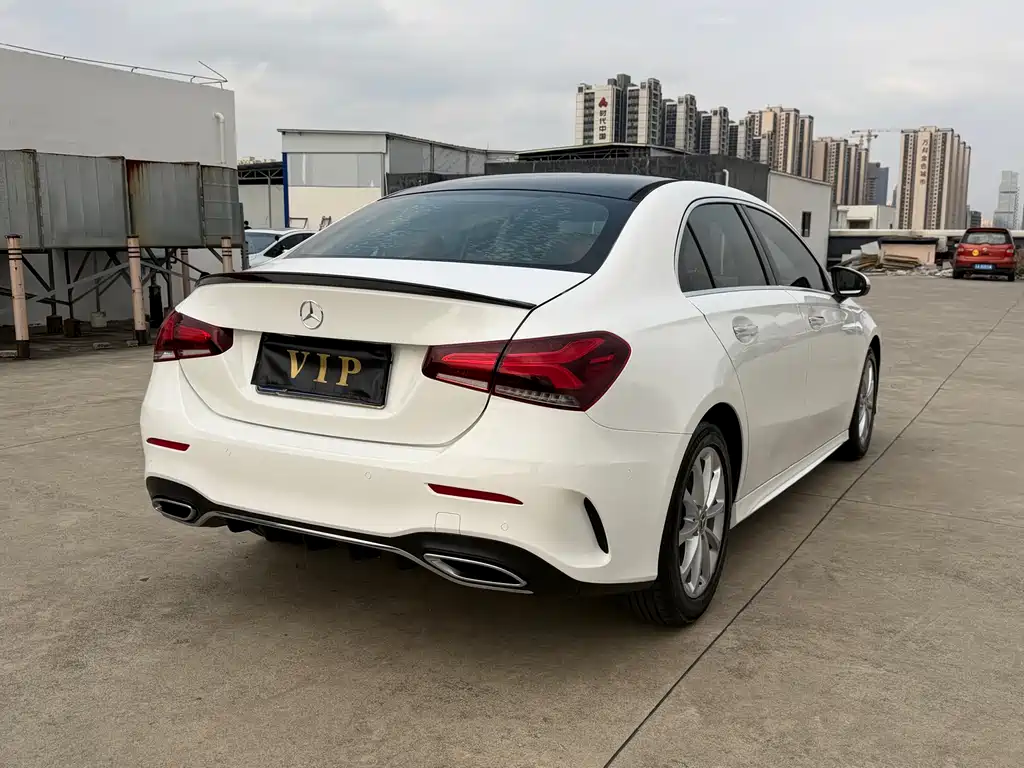 Mercedes-Benz A-Class 2020 — фото 14