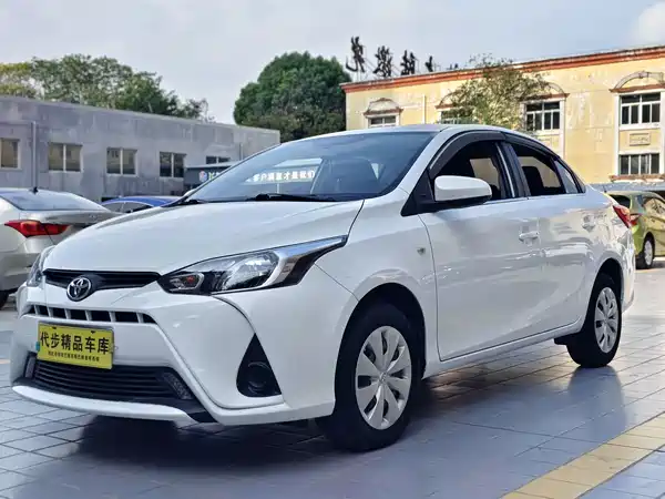 Toyota Yaris L 2017