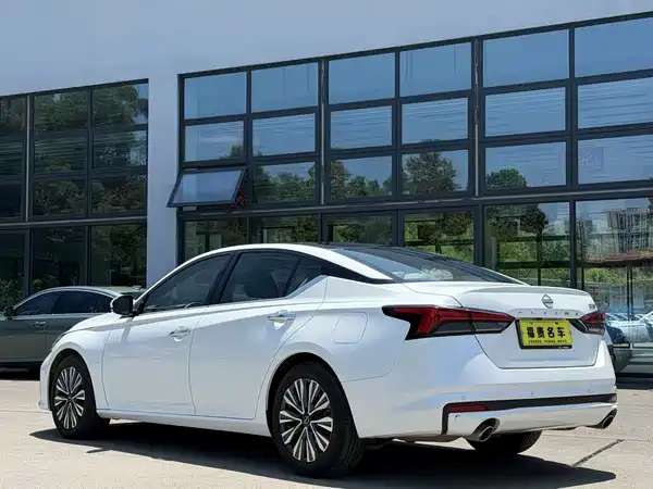 Nissan Teana 2024