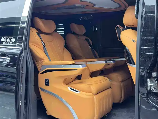 Mercedes-Benz Vito 2024