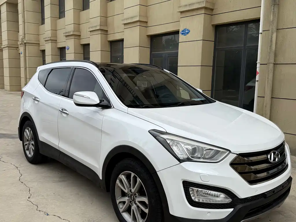 Hyundai Santa Fe 2014