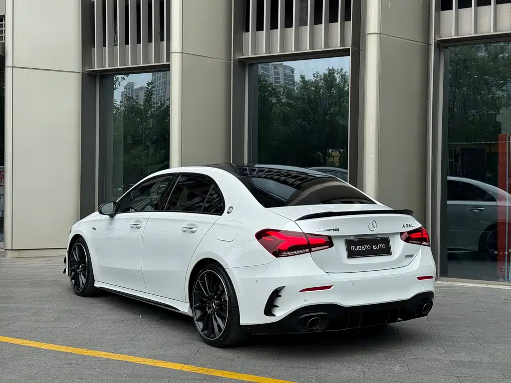 Mercedes-Benz A-Class AMG 2021 — фото 4