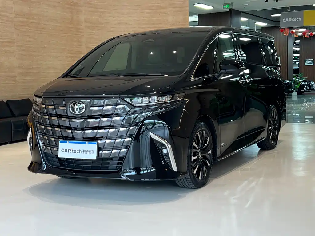 Toyota Alphard 2024 — фото 1