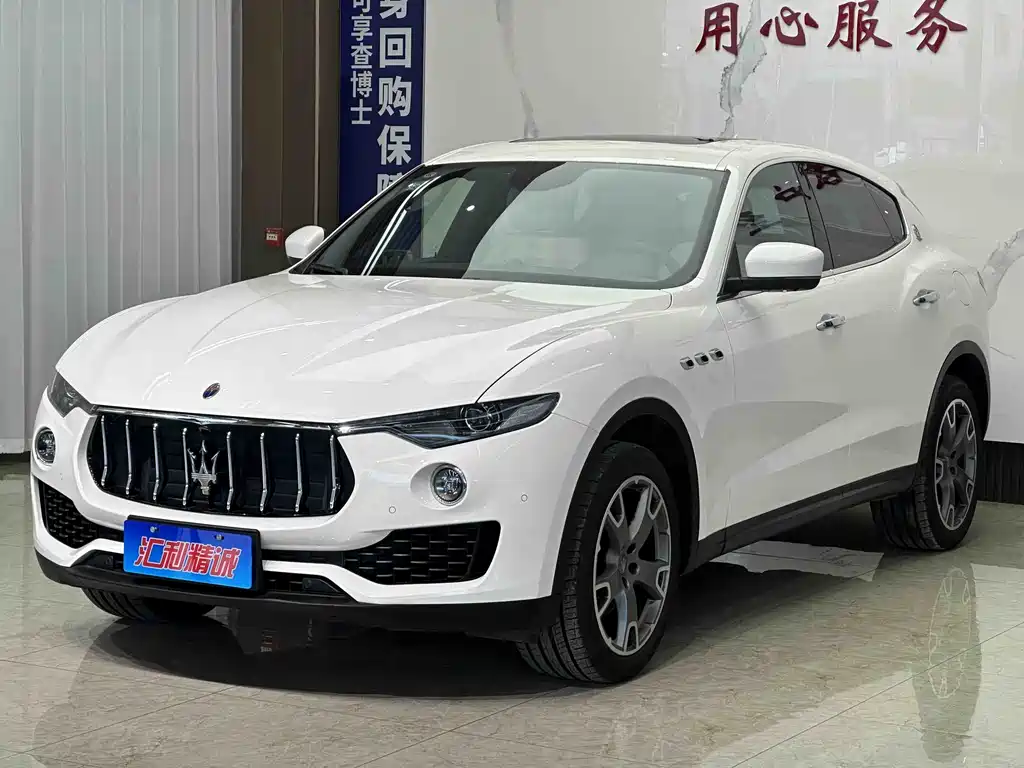 Maserati Levante 2019 — фото 1