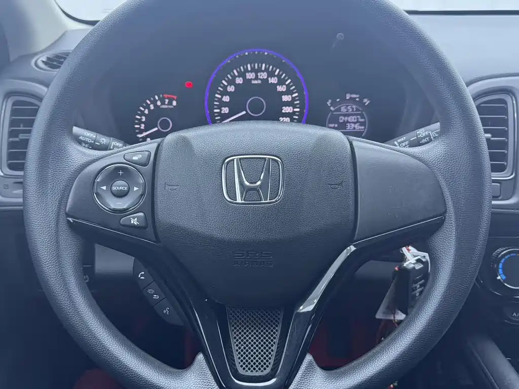 Honda Vezel 2022 — фото 11