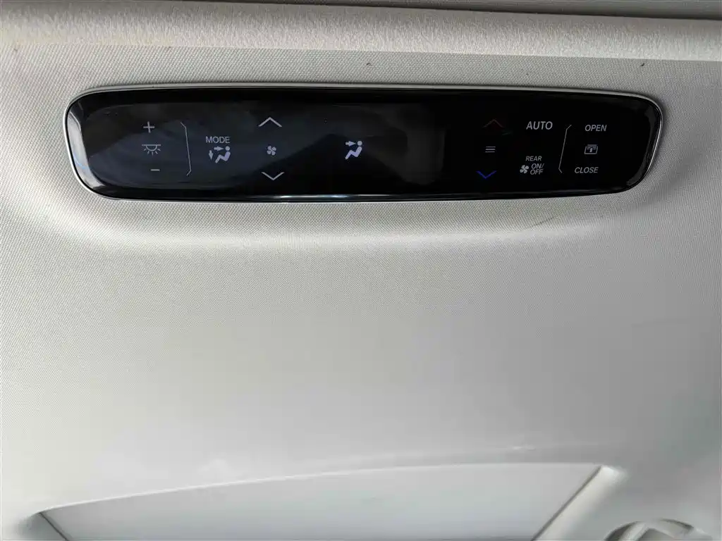 Honda Elysion 2021 — фото 17