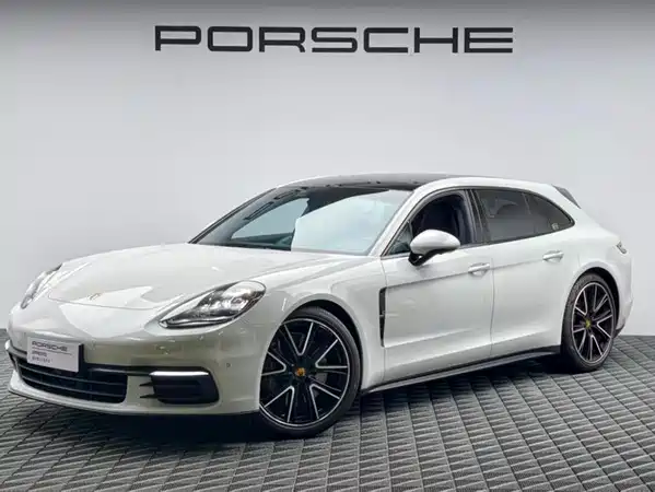 Porsche Panamera 2018