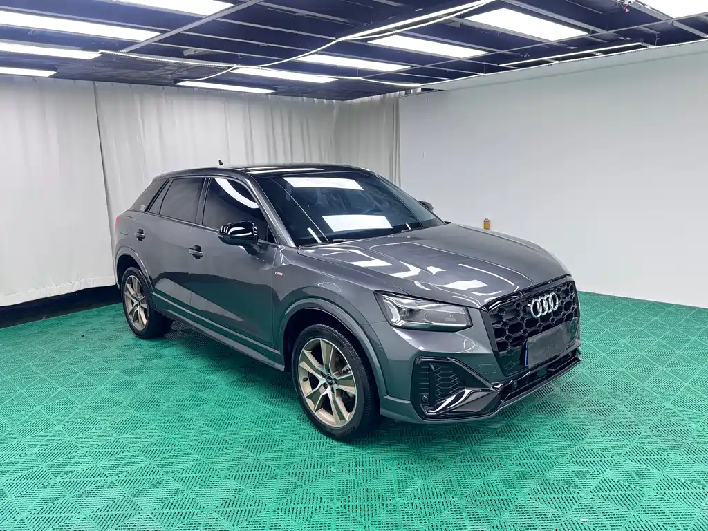 Audi Q2L 2023 — фото 3