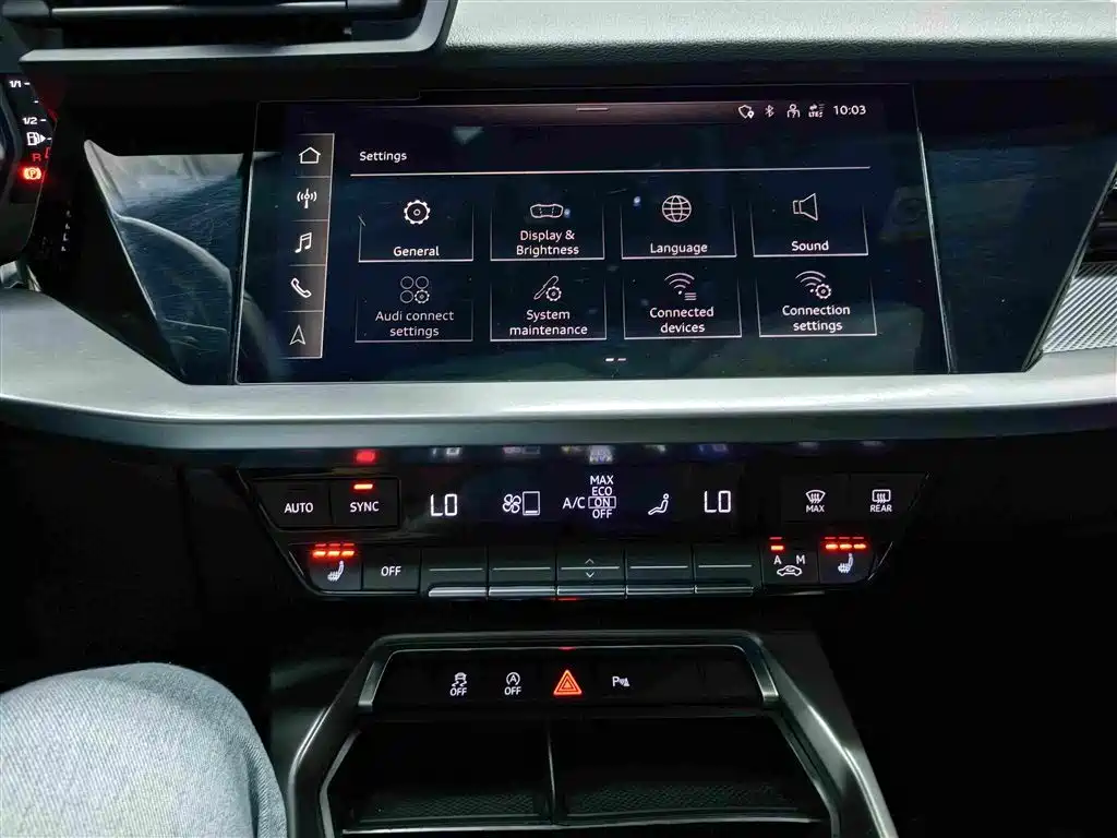 Audi A3 2023 — фото 15