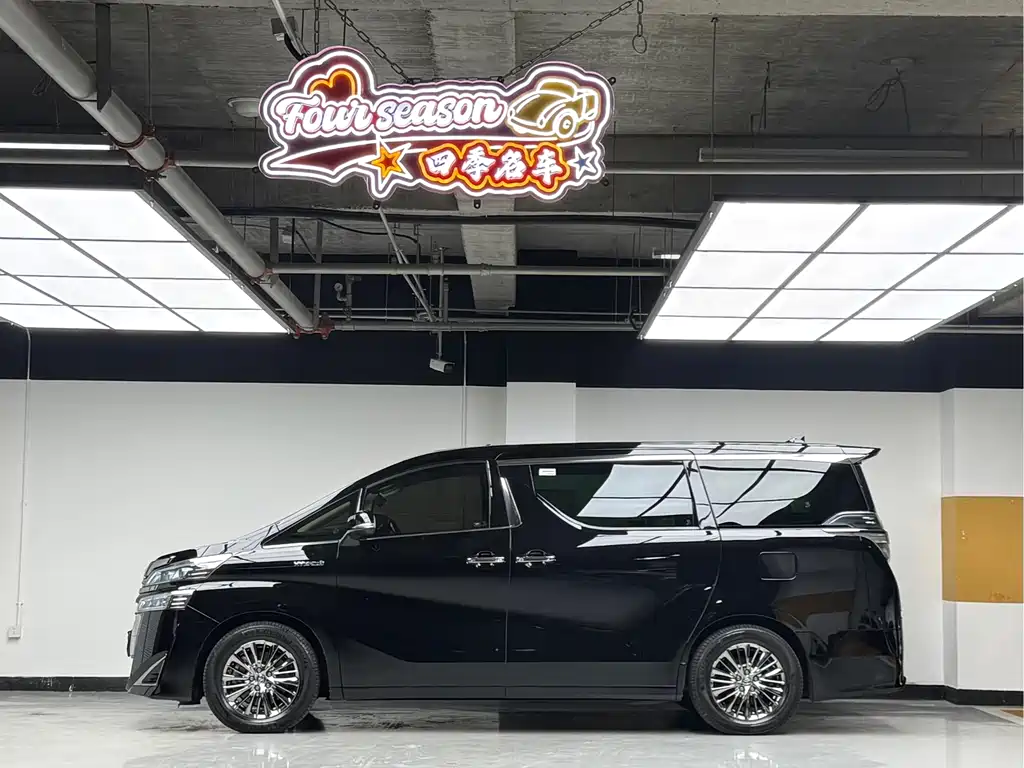 Toyota Vellfire 2020 — фото 3