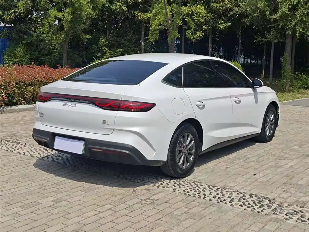 BYD Qin L 2025 — фото 7